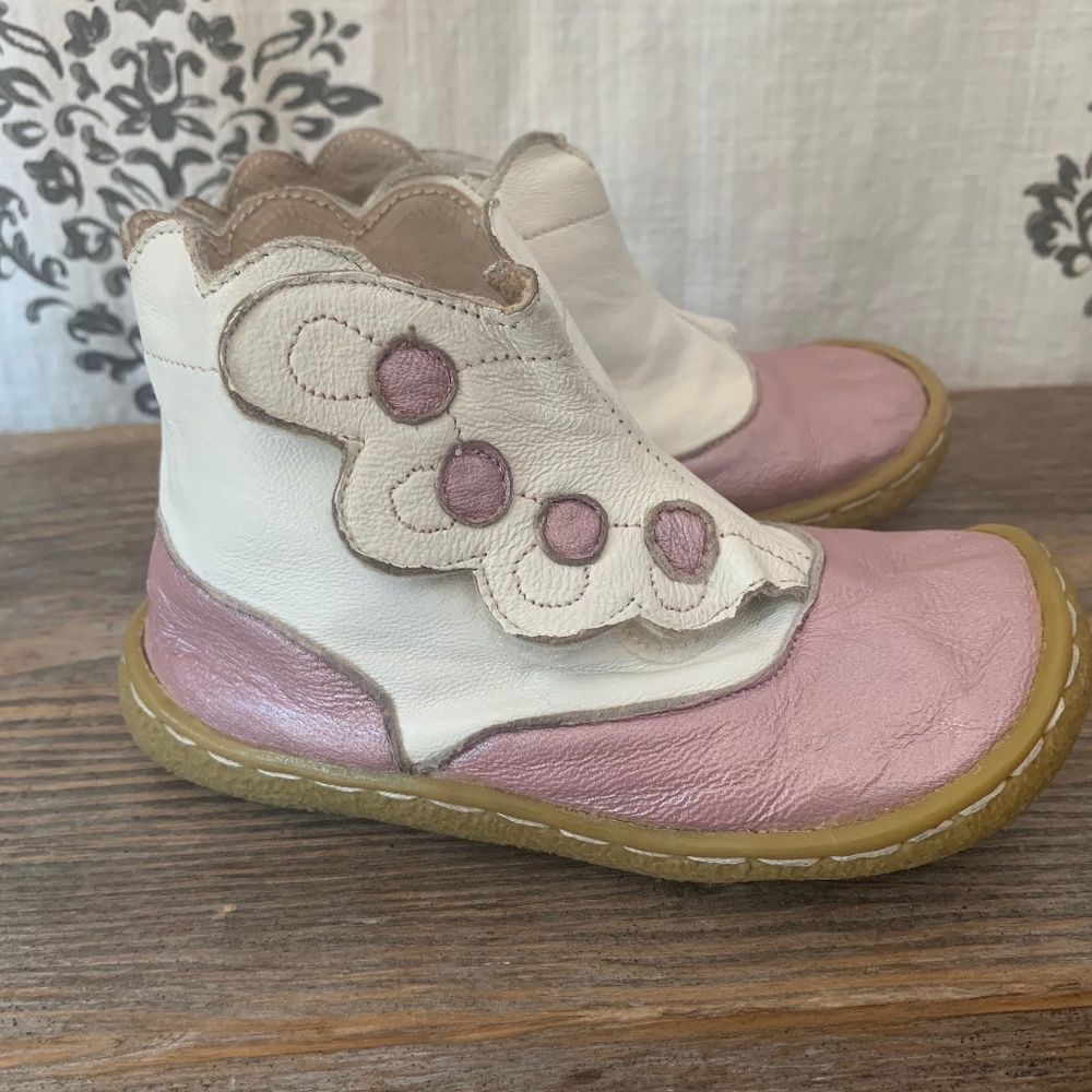 Livie and Luca booties